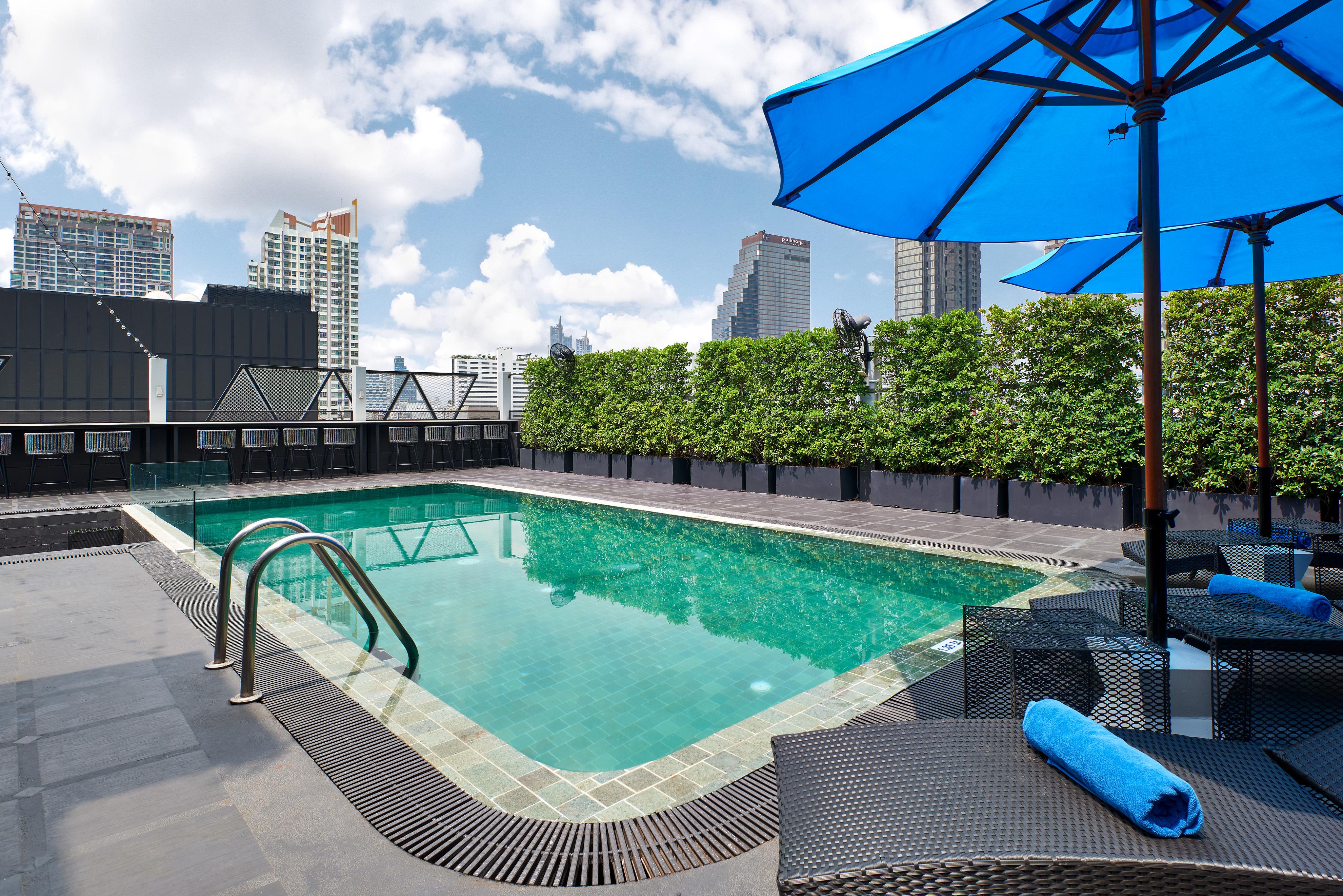 Sora Hotel Silom Banguecoque Exterior foto